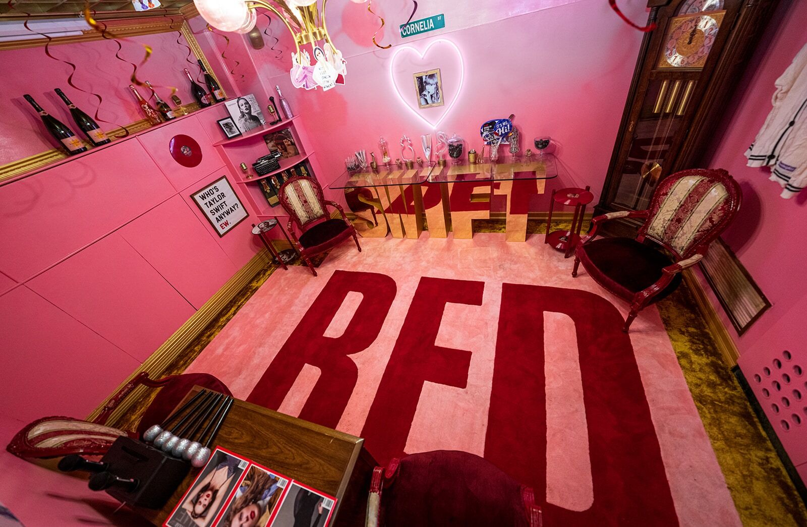 Red Room — view 3